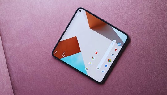 Google Pixel 9 Pro Fold Display